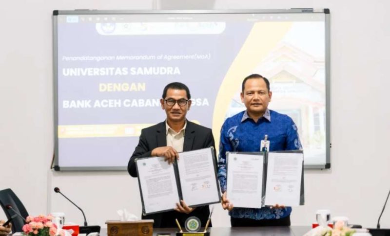 Rektor Universitas Samudra, Prof. Dr. Ir. Hamdani, MT, saat MoA bersama Pimpinan Bank Aceh Syariah Cabang Langsa, TM Andika Putra di ruang rapat Biro Rektorat Unsam.