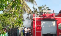 Rumah Kontruksi Kayu Ludes Terbakar di Langsa