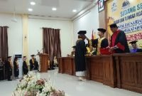 Ketua STAI Aceh Tamiang Dr. Rizki Maulana, S.Sos, SH, MSP, MH.,saat mewisuda sarjana