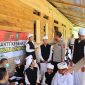 Kepolisian Resor Aceh Tengah perkuat pendekatan humanis melalui kegiatan “Saweu Pesantren” dan sambang tokoh agama. berlangsung di Pesantren Al-Fatah Ummul Quro, Kampung Pepalang, Kecamatan Pegasing, Kabupaten Aceh Tengah, Senin (27/4/2026).